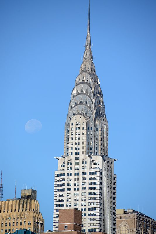 08 Moon Next To The Chrysler Building From New York City Roosevelt Island